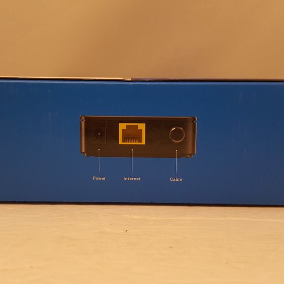 Linksys DOCSIS 3.0 Cable Modem 8 x 4 Bonded Channels Model CM3008 OPEN BOX - Picture 4 of 10